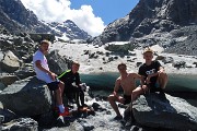 67 Con noi ragazzi belgi alla bocca del ghiacciaio